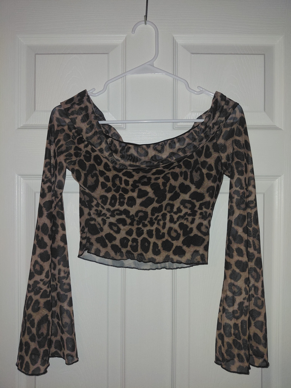 SHEIN Leopard Print Off-Shoulder Long Sleeve Crop Top - Brown/Black